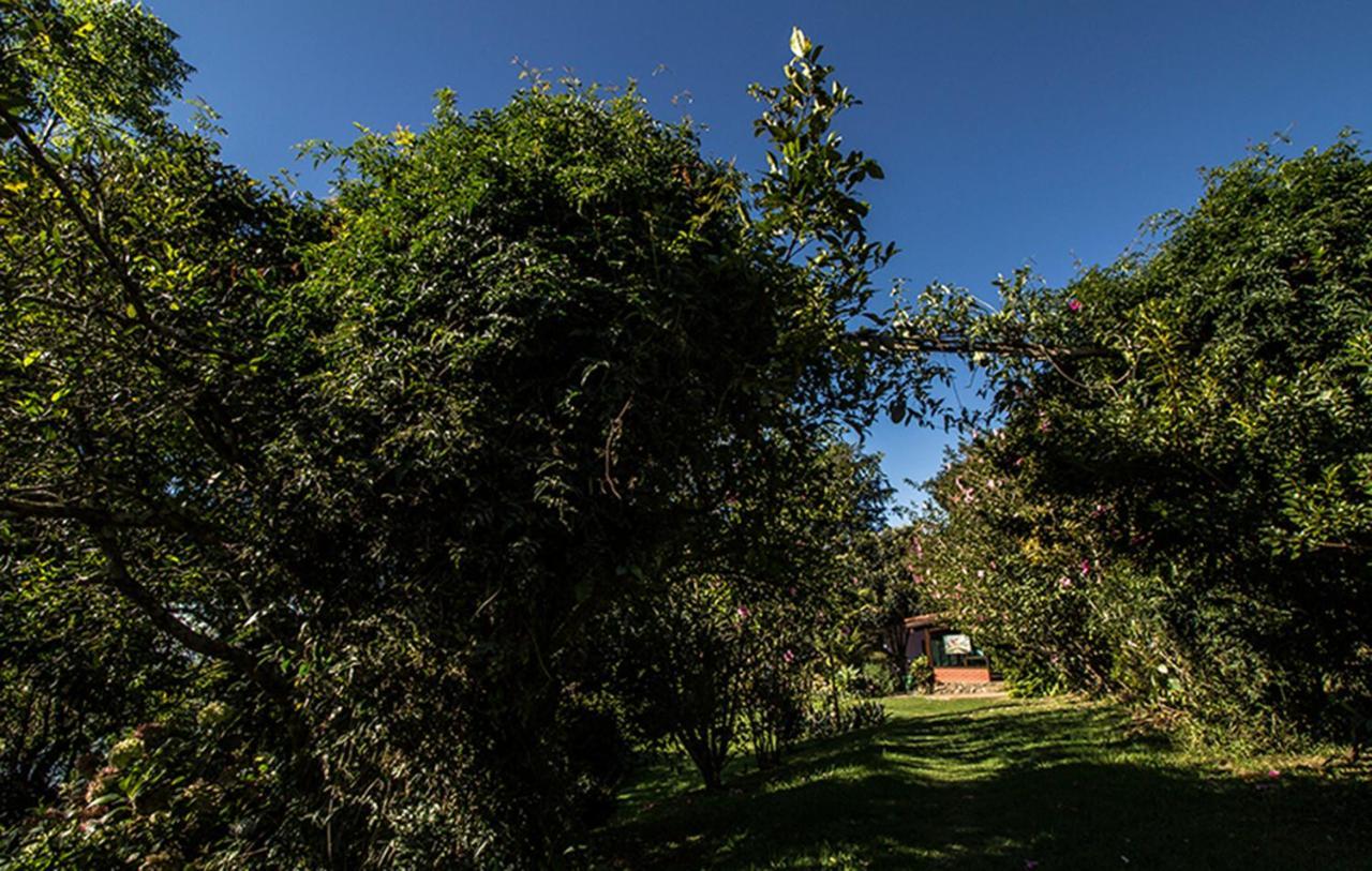 Pousada Ceu Da Mantiqueira Extrema Bagian luar foto