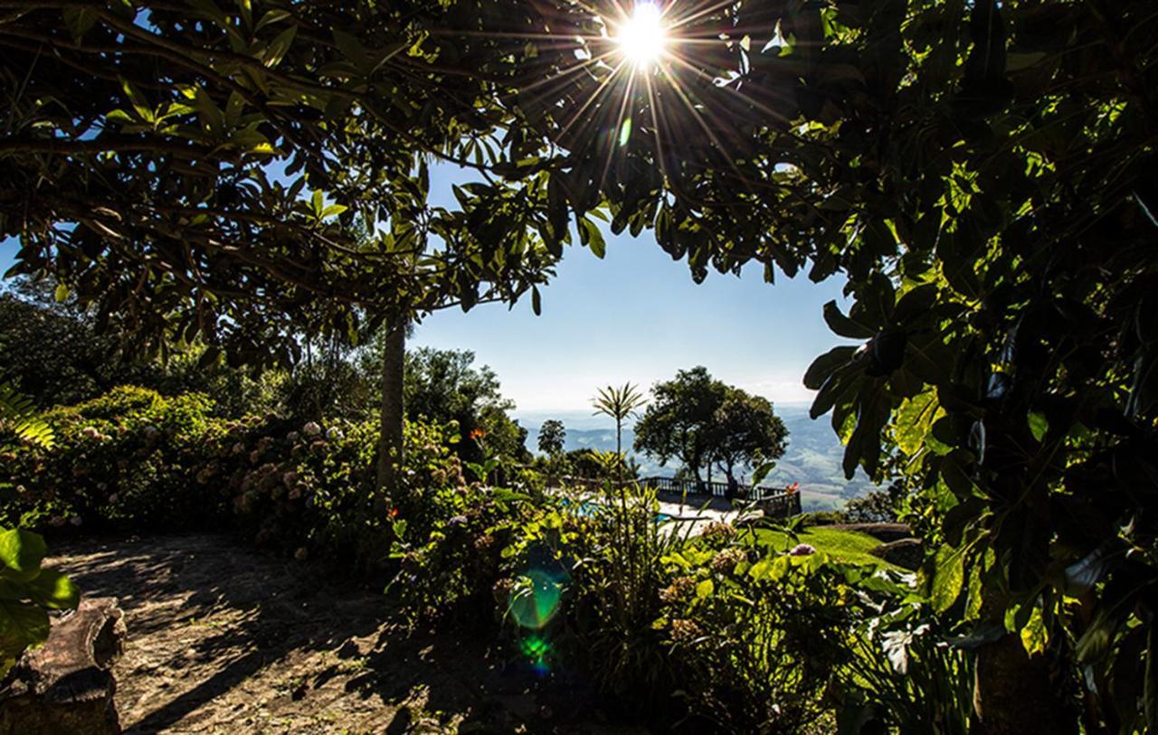 Pousada Ceu Da Mantiqueira Extrema Bagian luar foto